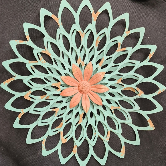 Wall Decor - Picture 4 of 4